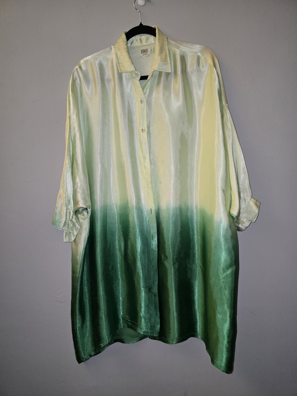 Norblack Norwhite Silky Ombre Button-Up Shirt in Spearmint to Forest Green